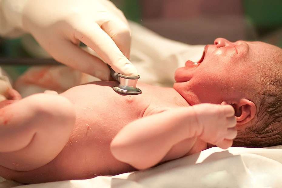 Newborn babies’ brain responses to being touched on the face measured for the first time